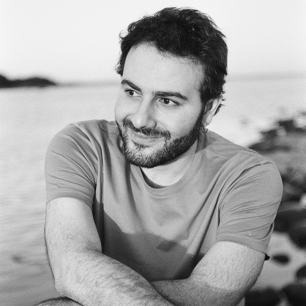 Армен Захарян